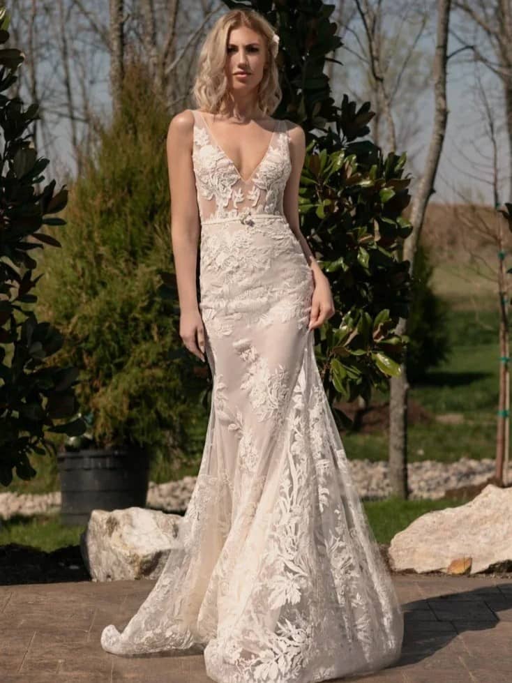 Narcissus Wedding Dress by Naama Navipur