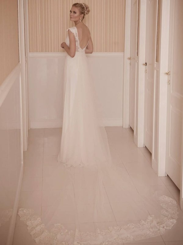 Softness Wedding Dress by Naama Navipur