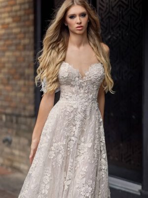 Willow Wedding Dress by Naama Navipur