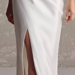 Rebecca Ingram Twyla Fit and Flare Wedding Dress ExtraDetails1