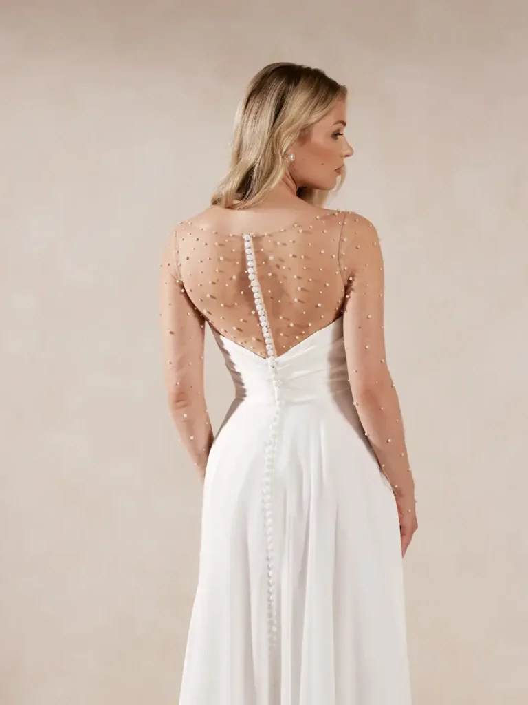 TG1097 Eliora FB Adore Justin Alexander