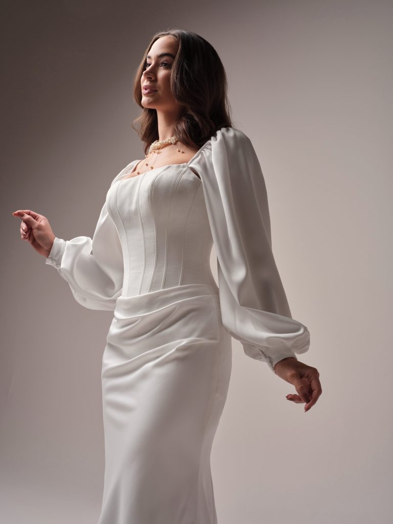 Fall 2025 wedding dress
